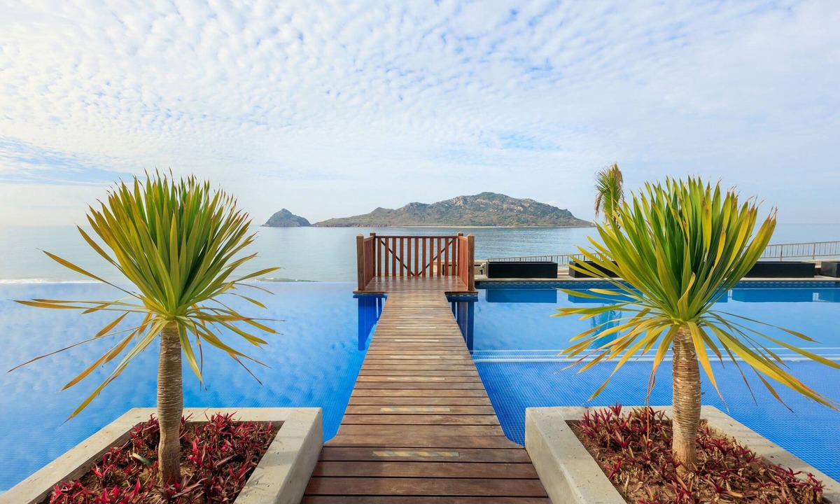 Zona Dorada Hotel | Courtyard By Marriott Mazatlan Beach Resort