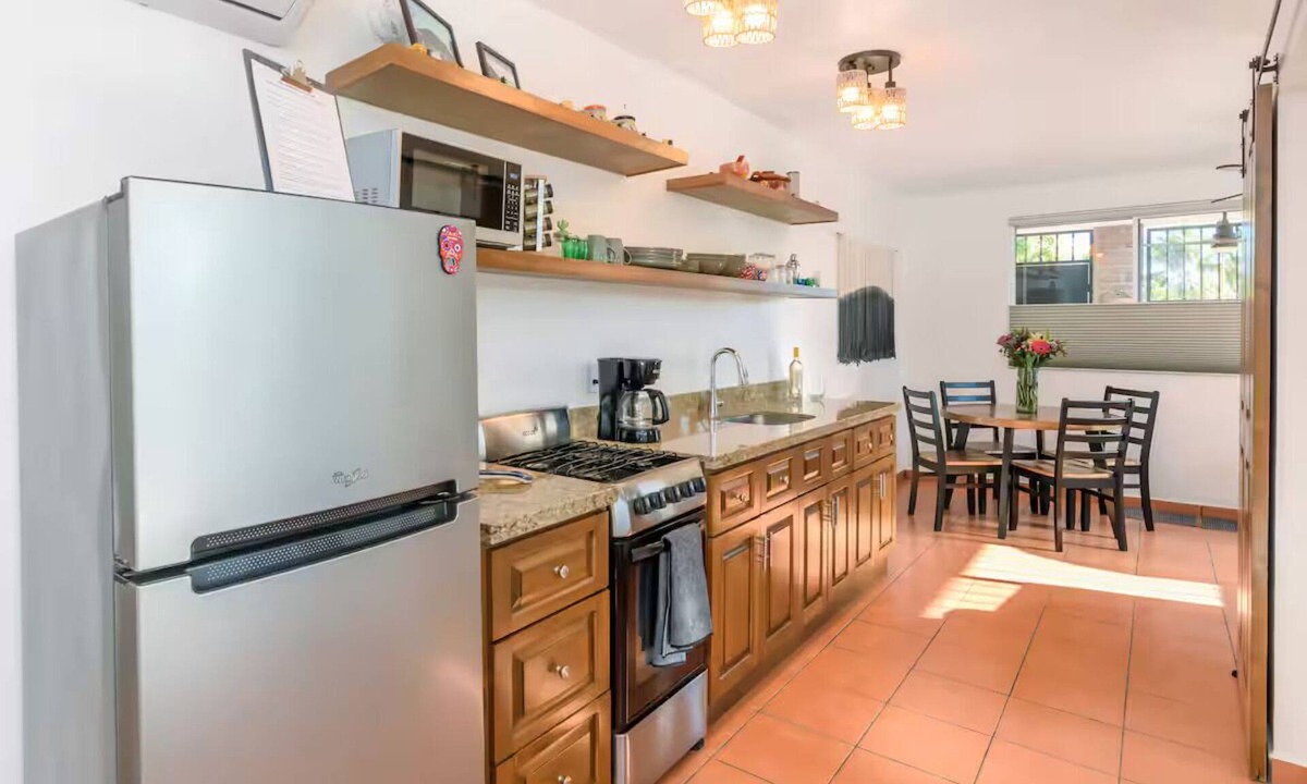 San Jose del Cabo Condo | Cozy 1 bedroom Casita Walk 1 Block to Beach
