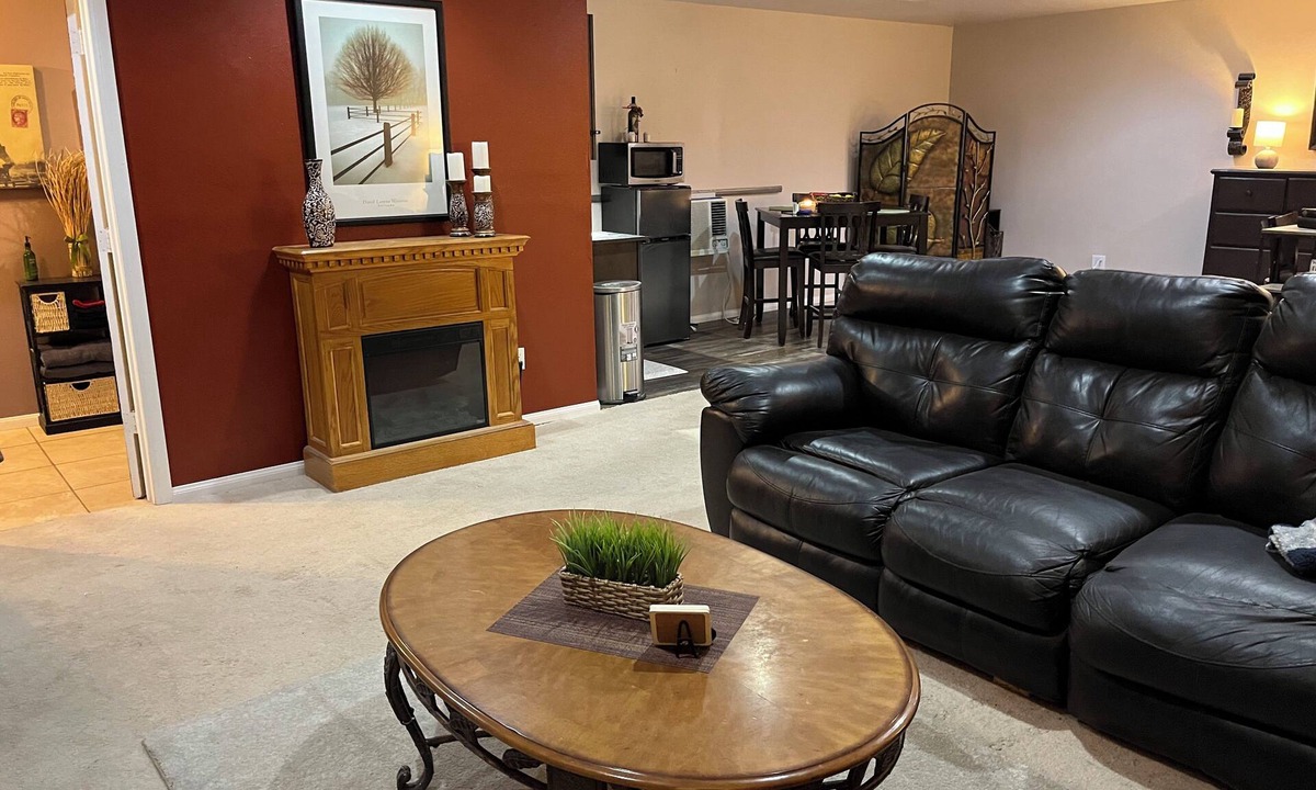 Lucerne Valley Apartment | Cozy 1-bedroom studio in peaceful Lucerne Valley with AC