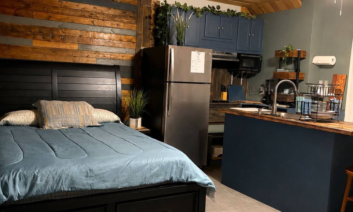 Brownsville Apartment | Cozy 1-bedroom studio in adorable Brownsville, Tx Sleeps Up to 3