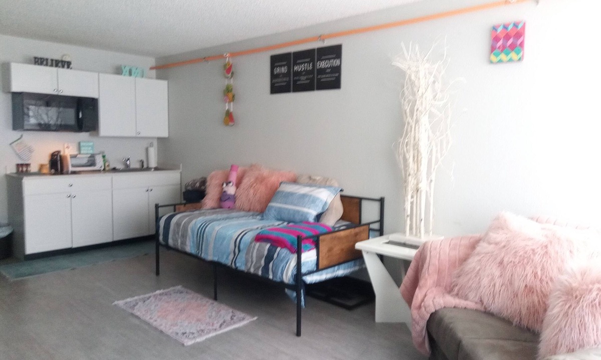 West Second Street Historic District Apartment | Cozy 1-bedroom studio in Mesa near lightrail