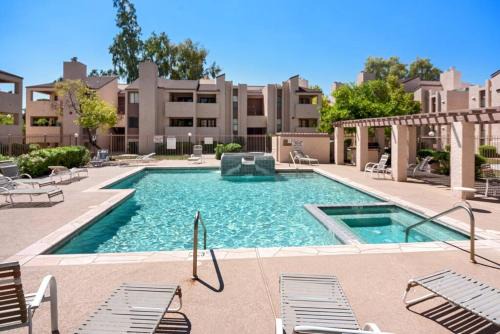Arrowhead Lakes House | Cozy 1bd in of Old Town Heated HotTub