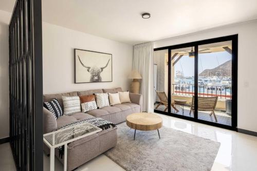 Centro Apartment | Cozy and Central 2 Beds 1 Bath Cabo Marina Condo