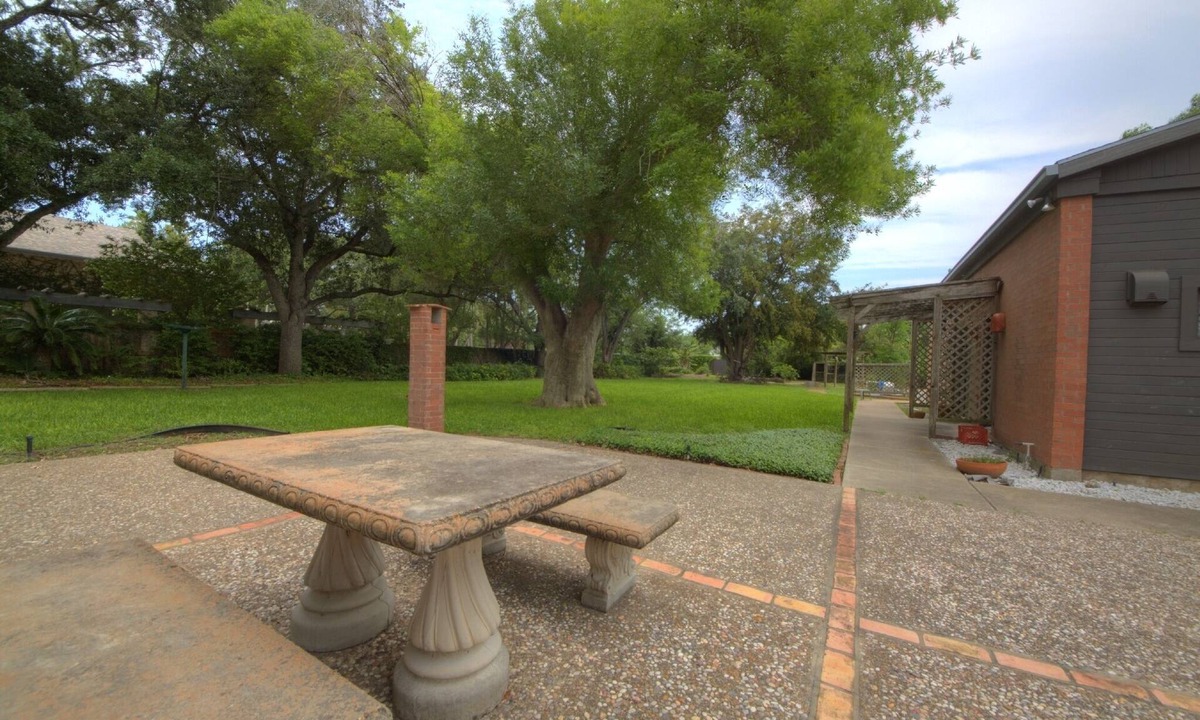 Harlingen House | Cozy Casita near downtown Harlingen!