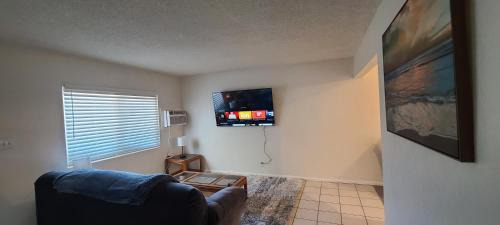 Victorville Apartment | Cozy Cove #13