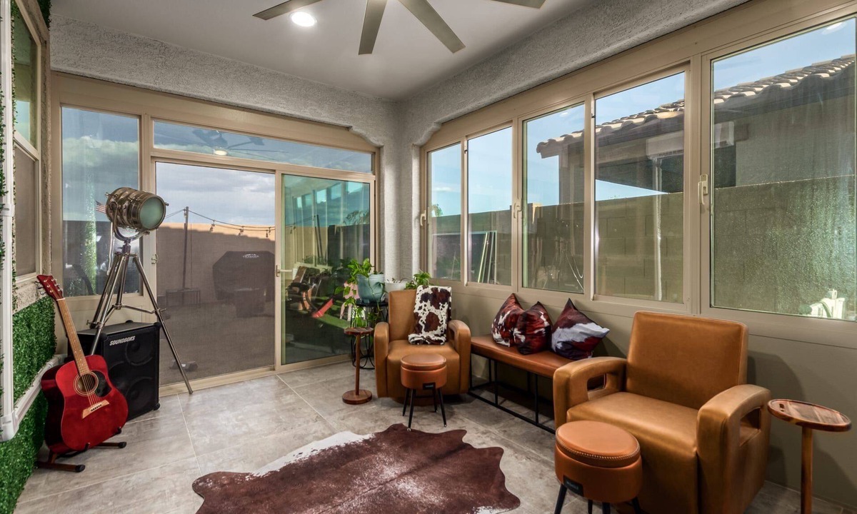 Maricopa County House | Cozy home with a modern touch. Perfect get-a-way that is quiet & serene.
