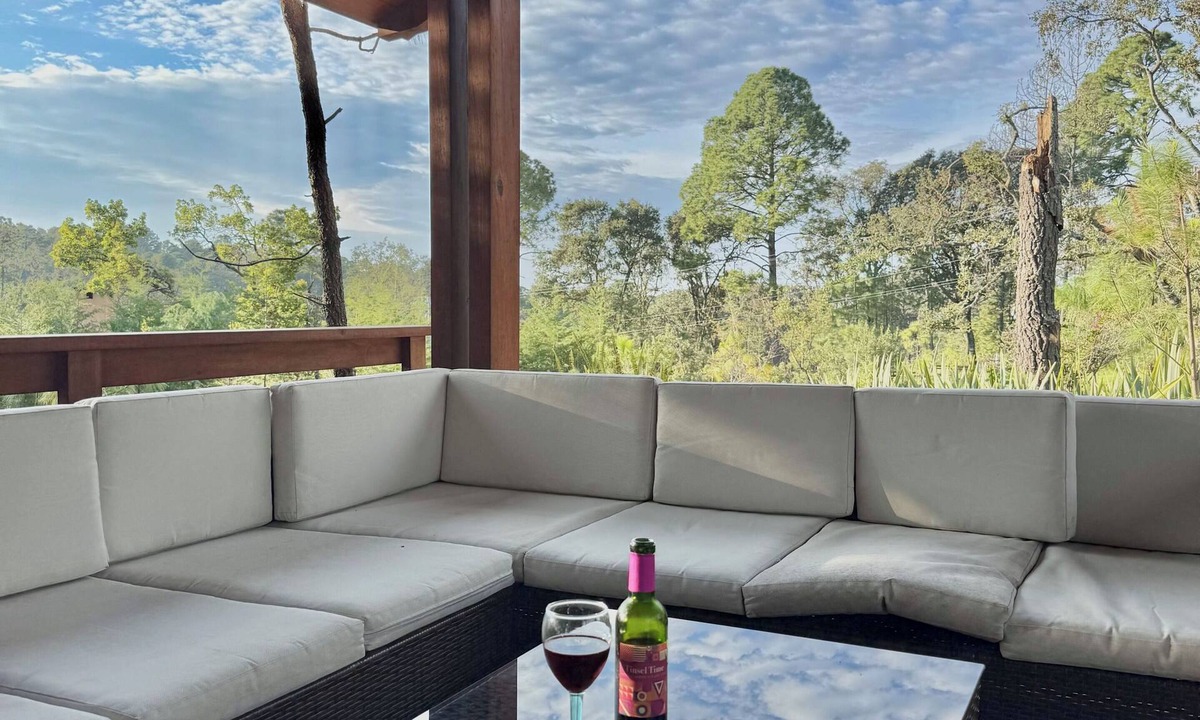 Tapalpa Cabin | Cozy log cabin, ideal to unwind with family or friends.