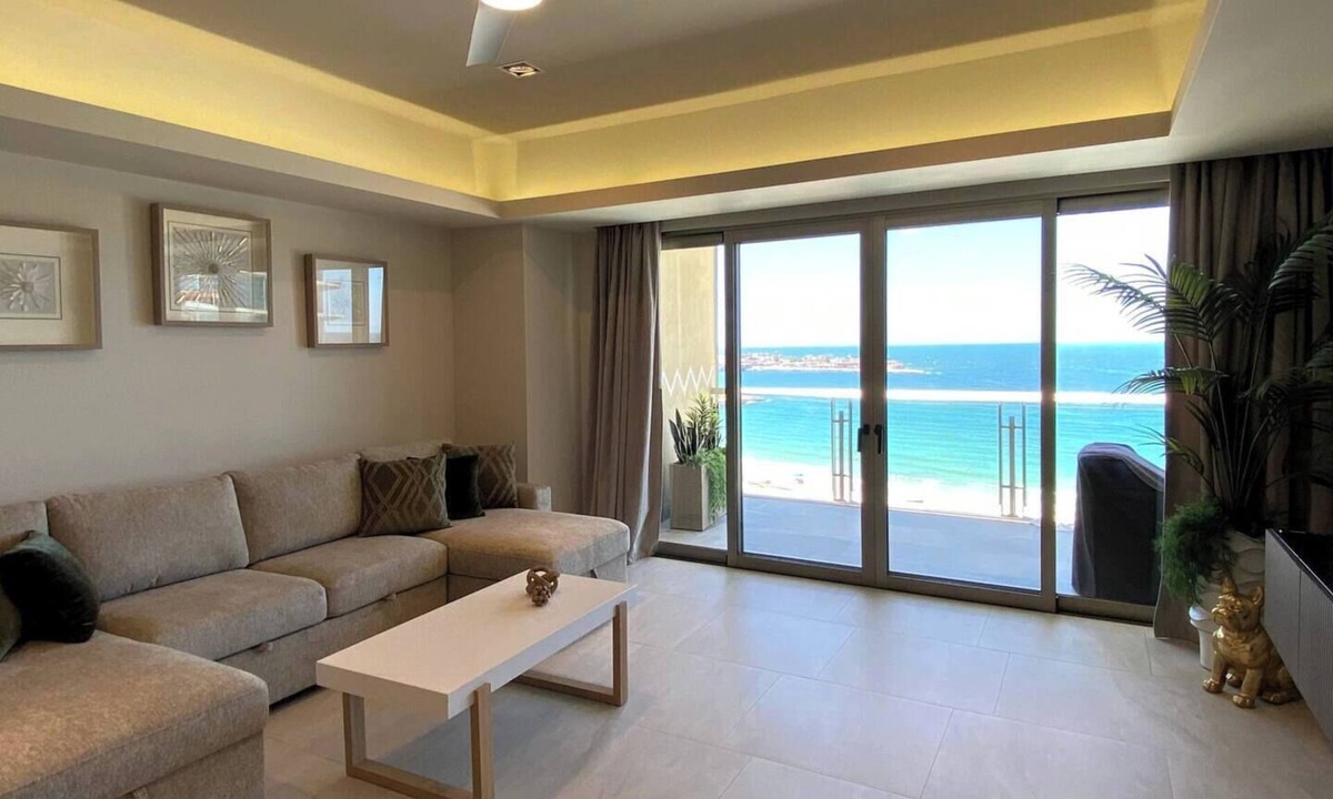 Bella Vista Resort | Cozy & modern beachfront one bedroom