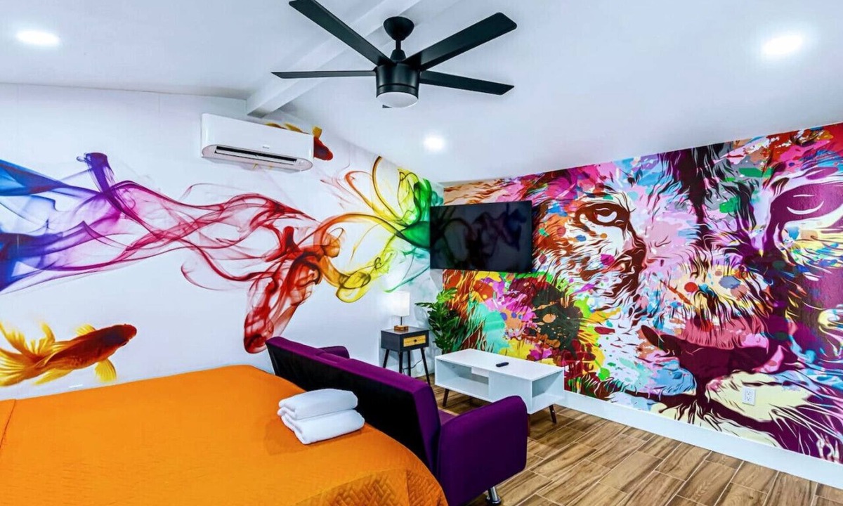 Downtown Phoenix House | Cozy Studio with King Bed DT Phx Unit C