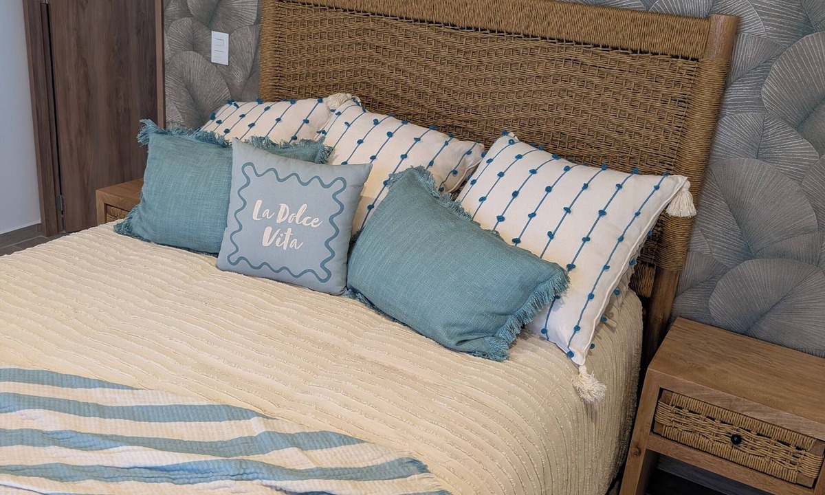 Lafayette Apartment | Cozy two bedroom apartment in Colonia Americana. Roof garden, pool and parking.