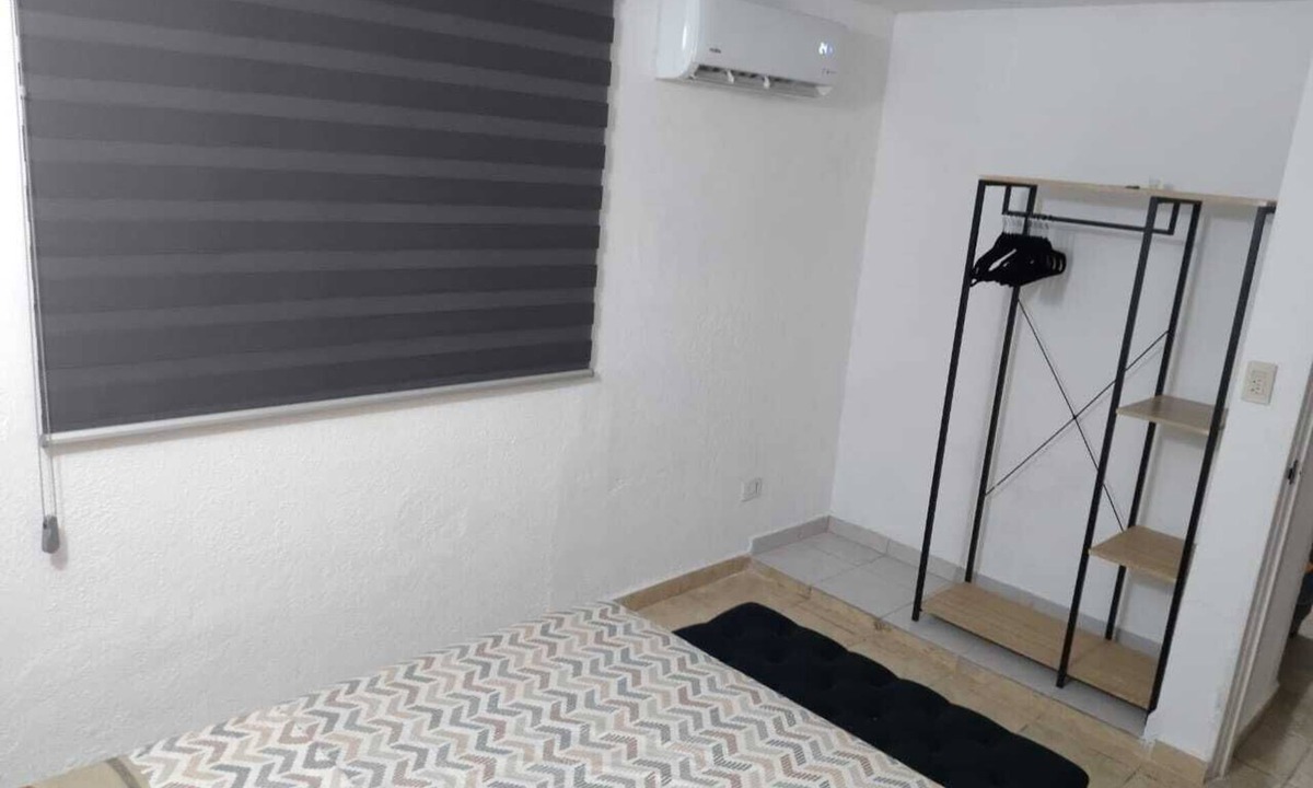 Francisco Villa Apartment | Depa Economico en Planta Baja a 5 Minutos del Malecon y Zona Dorada!