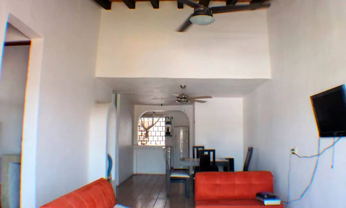 Lazaro Cardenas Apartment | Departamento en el paraiso