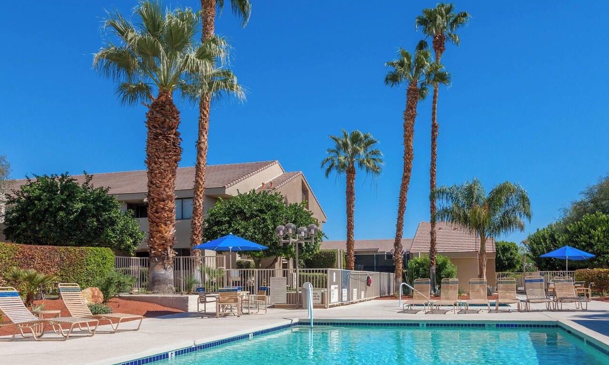 Downtown Palm Springs House | Double Down Hideaway – Downtown PS Condo
