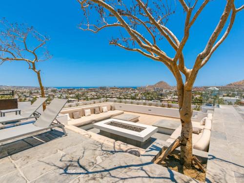 Downtown Cabo San Lucas House | Dream at Cardinal Living