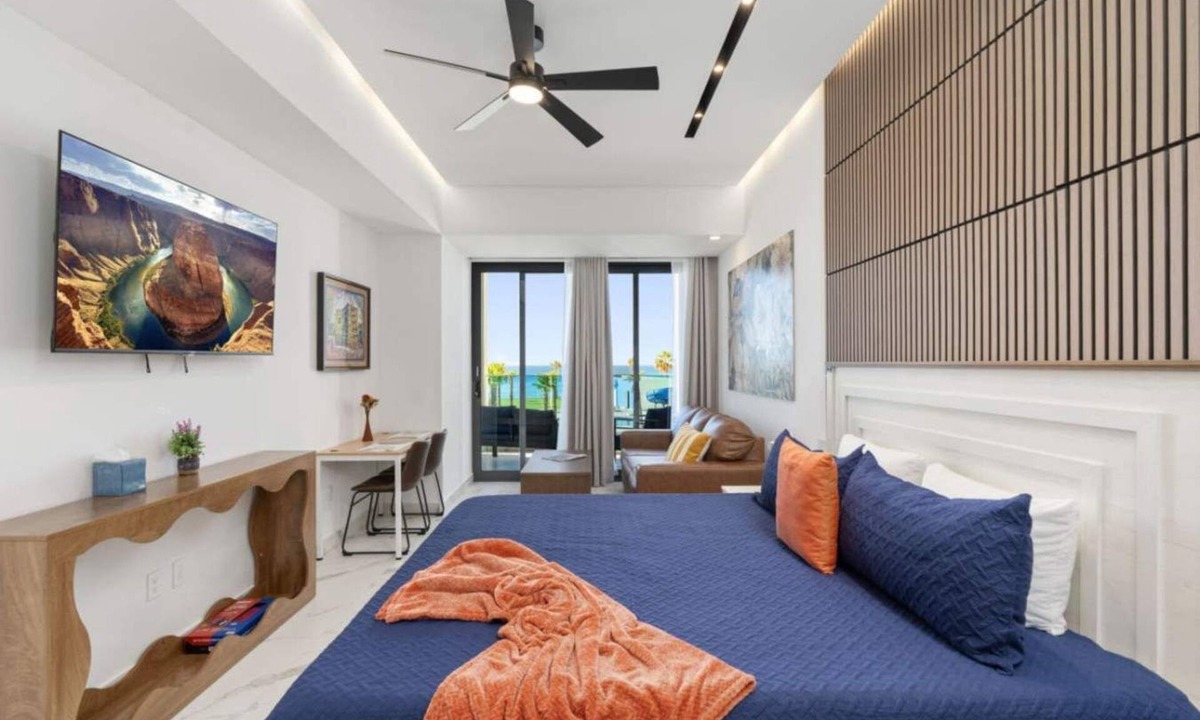 Centro Apartment | Encantame Soleil studio lock off sleeps 4
