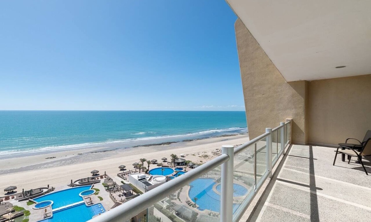 Puerto Penasco Condo | Encanto Living 1201 Elegant Spacious 4 Bedroom