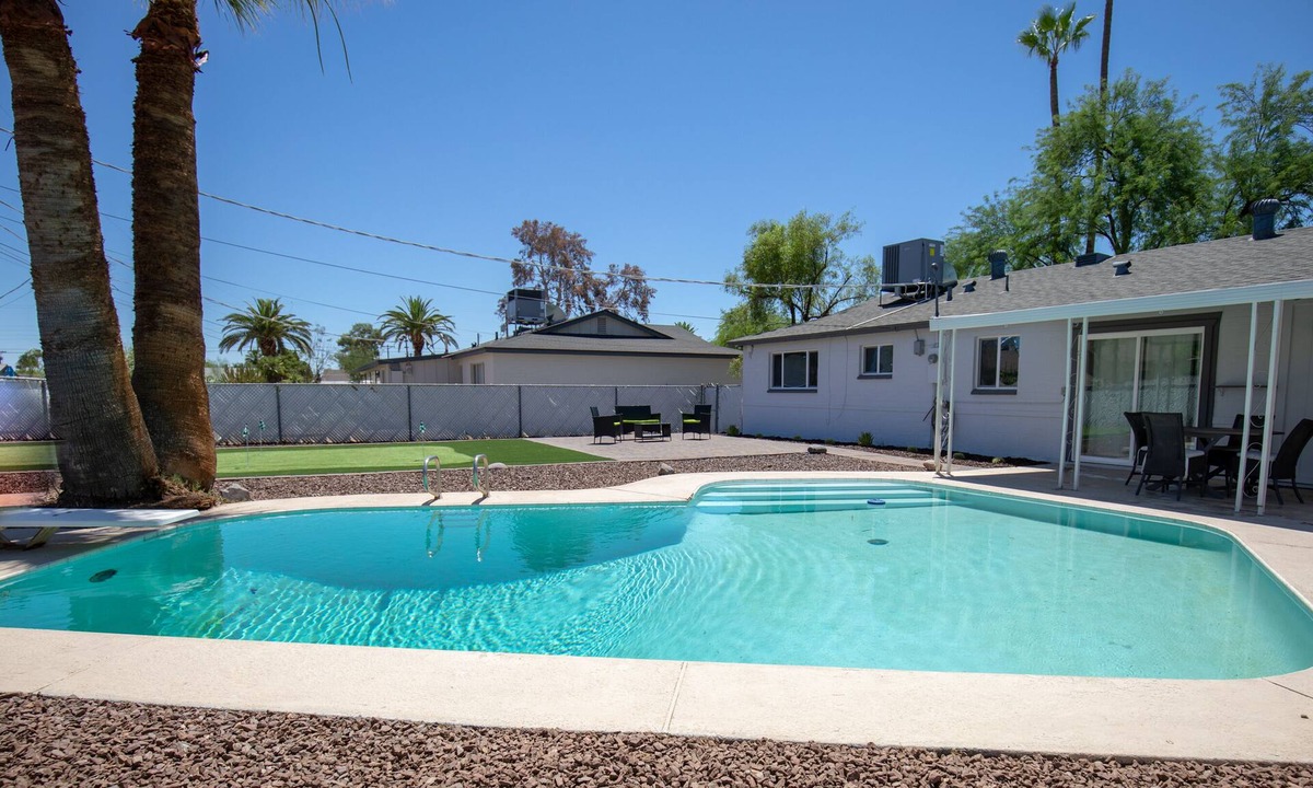 New Papago Parkway House | Entertain and Relax as Old Town Scottsdale awaits!