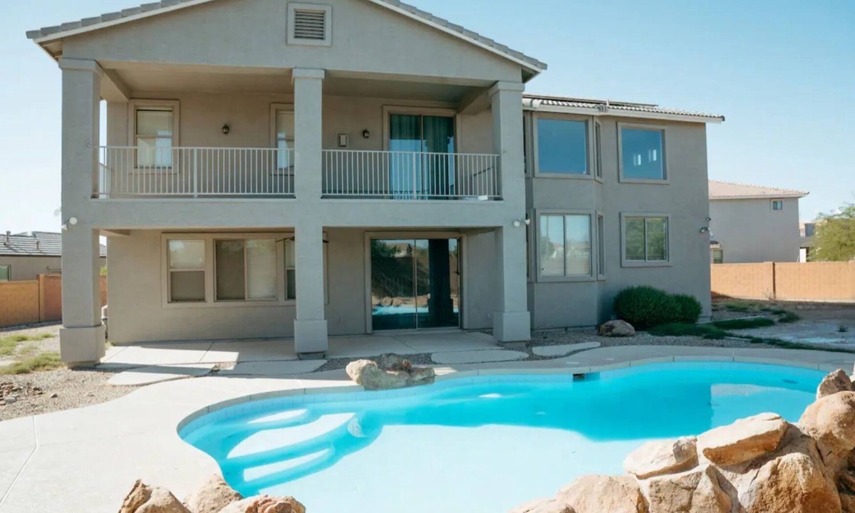 Tartesso House | Entire Home 5BRS Buckeye Sleeps 15 with AC Tartesso Poolside Hacienda