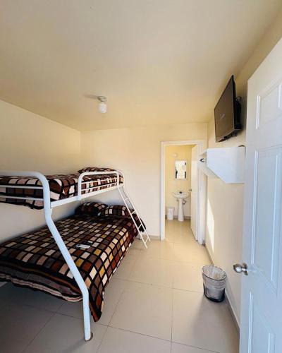 Tijuana Hotel | Estancia Pirul