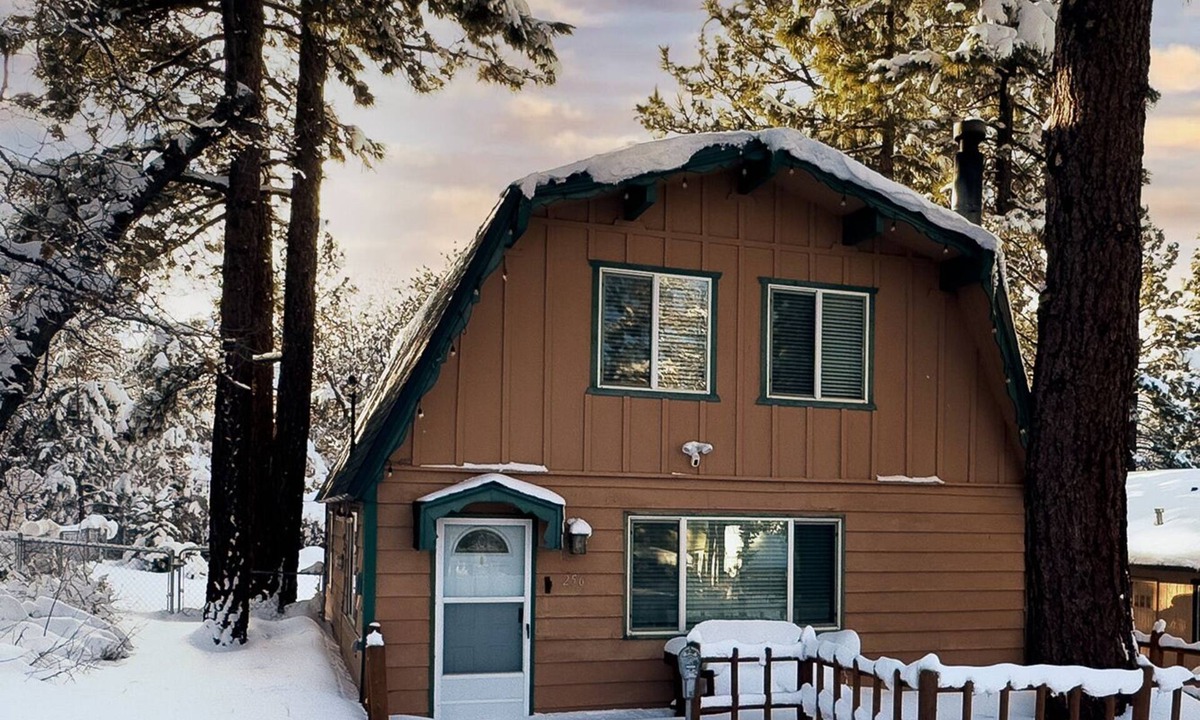 Sugarloaf House | EV Charger available at the cabin in the woods