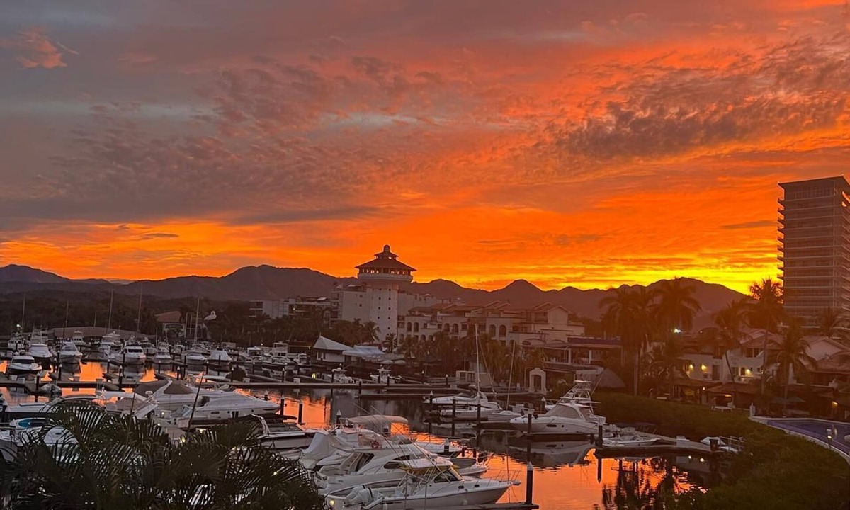 Ixtapa Villa | Exclusive Marina-Front Villa Surrounded by Ocean, Yachts, and Natural Beauty