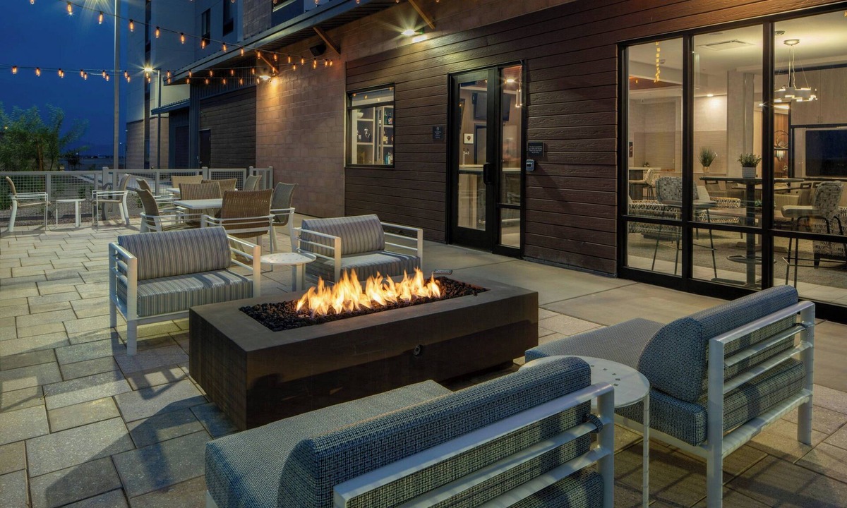 Surprise Hotel | Fairfield By Marriott Inn & Suites Surprise Prasada