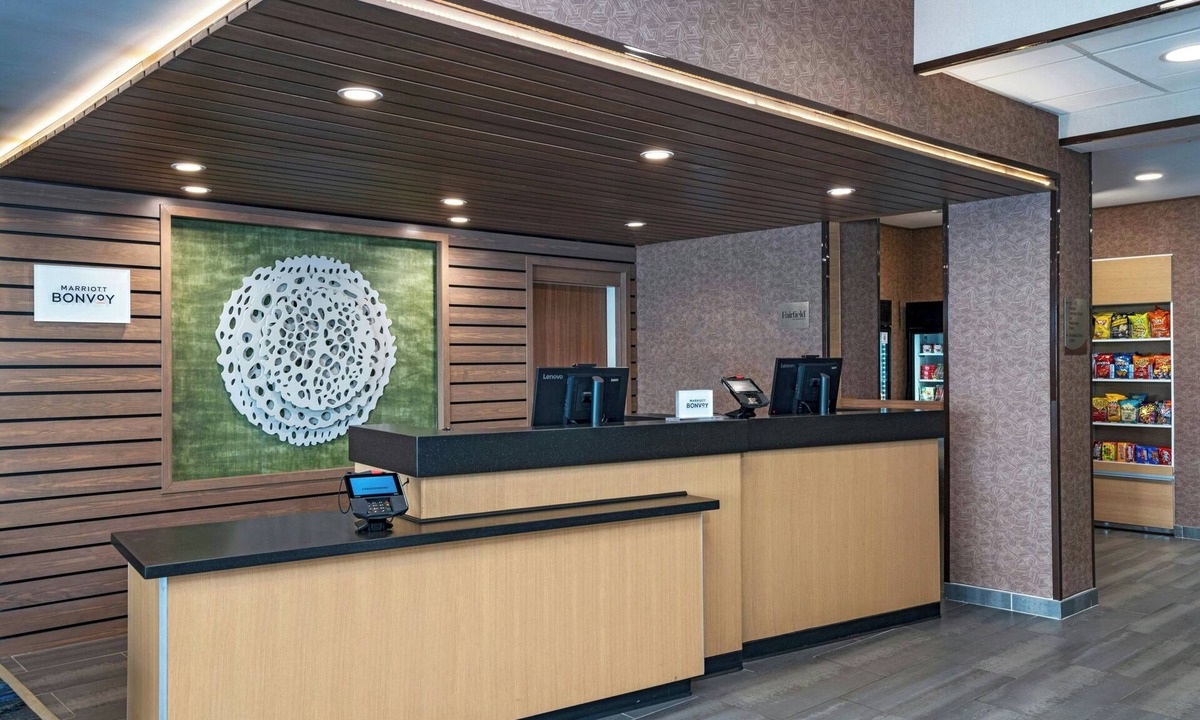 Ahwatukee Foothills Hotel | Fairfield by Marriott Inn & Suites Phoenix West Chandler