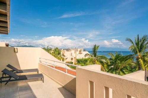 Punta de Mita House | Faro de Mita four bedroom Luxury Condo Walk to Town