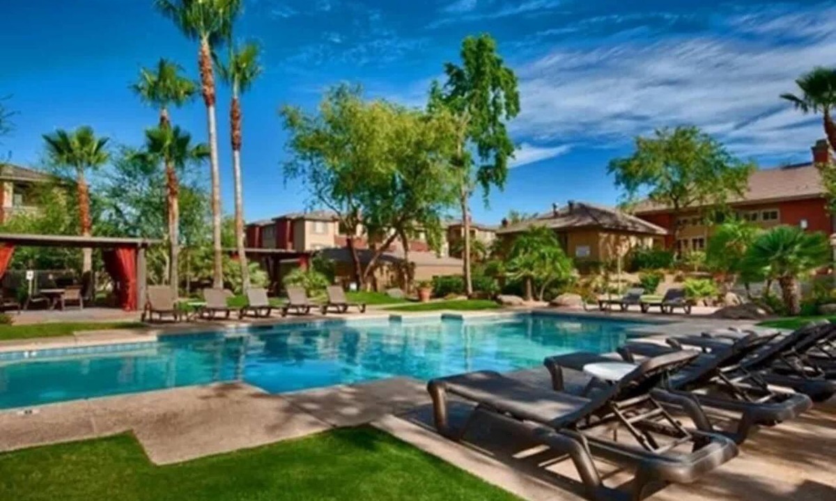 Camelback East Condo | Gated Condo, Heated Pool, Spa, Gym, Near Zoo