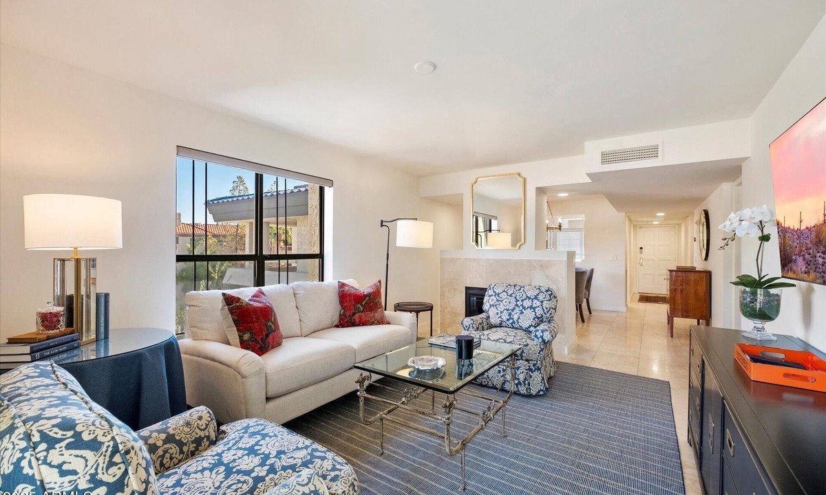 Camelback East Condo | Gated Luxury 2-bedroom Penthouse condo - designer furnished in Biltmore Phoenix.