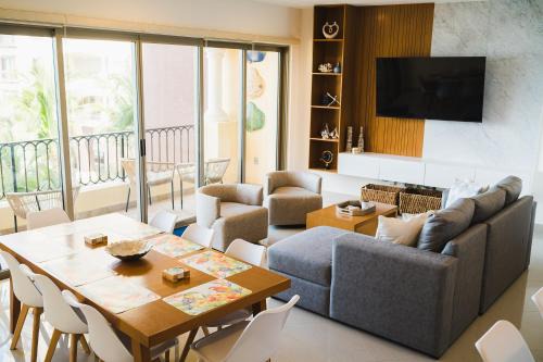 Marina Mazatlan Apartment | Gavias Grand 319 depa frente el mar!