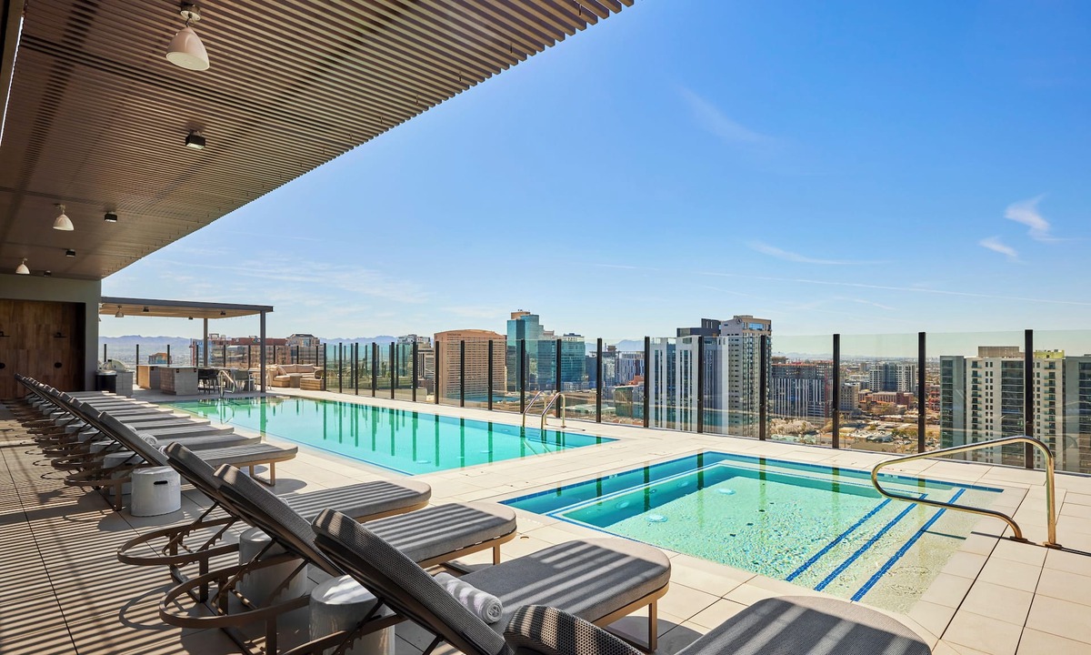Evans Churchill Apartment | Global Luxury Suites at Downtown Phoenix