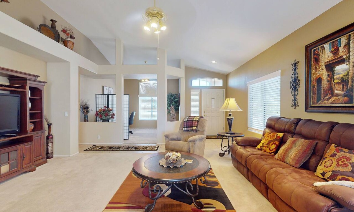 Westbrook Village House | Golf, Hike & Unwind: Peoria Retreat w/Patio!