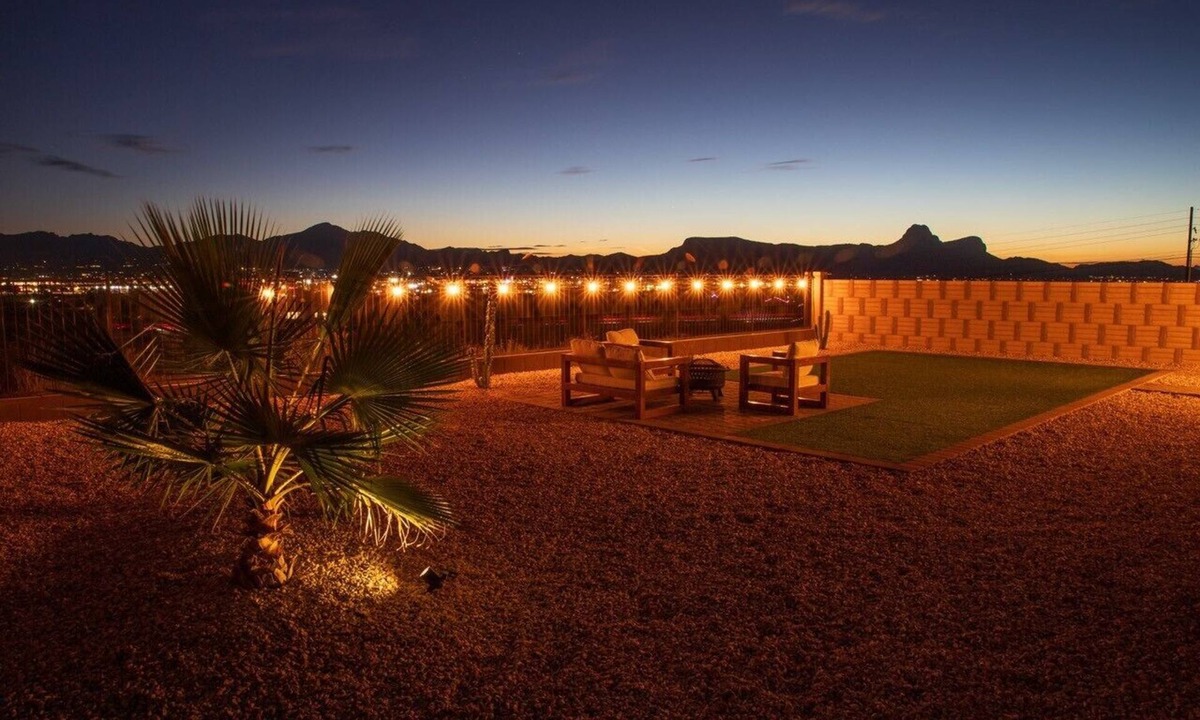 Tucson House | Gorgeous Foothills Home w/GREAT location & beautiful mountain/city lights views