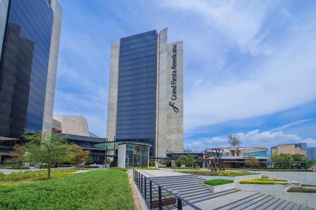Monterrey Hotel | Grand Fiesta Americana Monterrey Valle