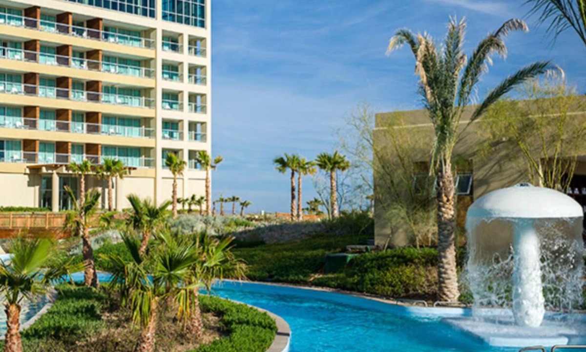 Centro Hotel | Grand Mayan hotel room in awesome Puerto Peñasco with WiFi, AC