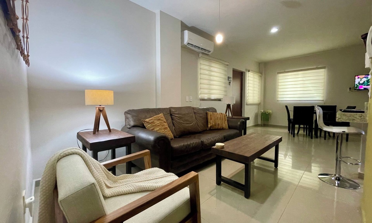 Las Gaviotas Condo | Ground floor Apt 300 mts to to beach, shops, cafes & restaurants in Golden Zone