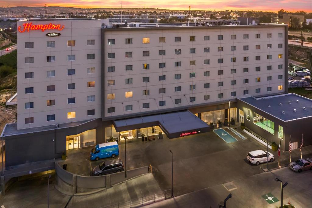 Tijuana Hotel | Hampton Inn By Hilton Tijuana