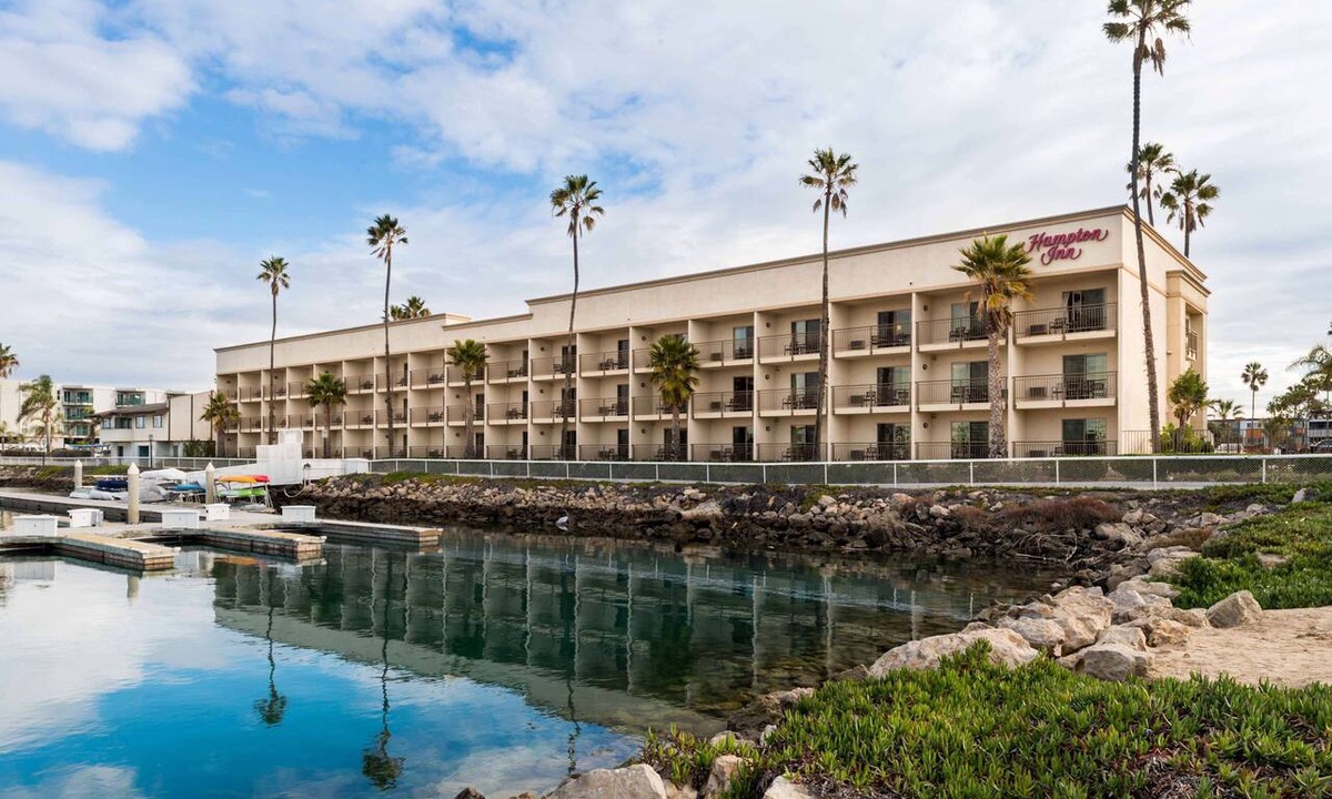 Hollywood Hotel | Hampton Inn Channel Islands Harbor/Oxnard