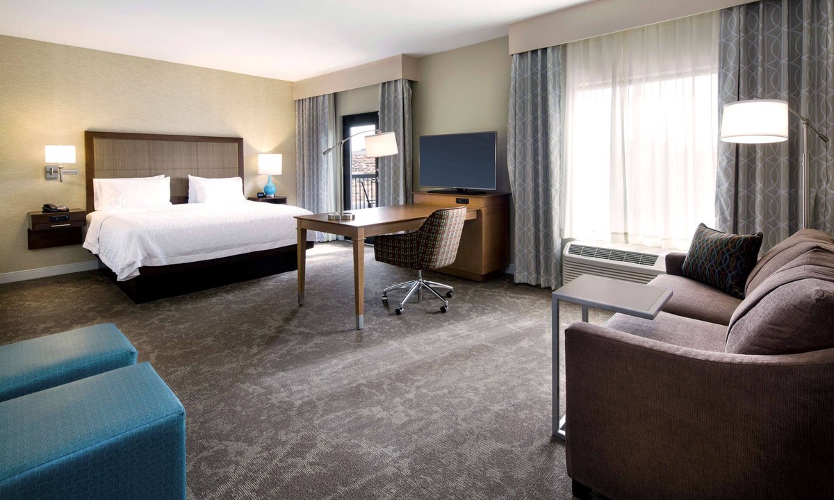 Page Hotel | Hampton Inn & Suites Page - Lake Powell