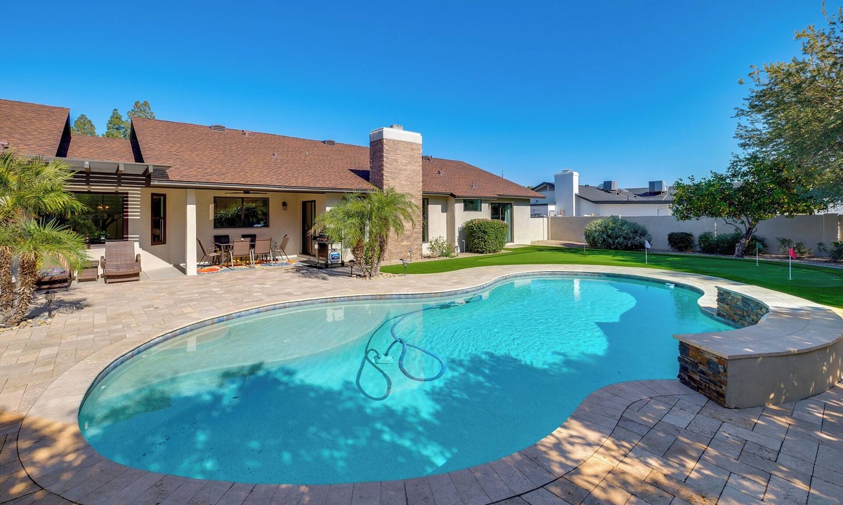 Tempe House | Heated Pool, Game Room: Family Home in Tempe!