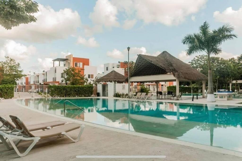 Jacinto Pat Apartment | Hermoso apartamento piscina, céntrico, área libre.
