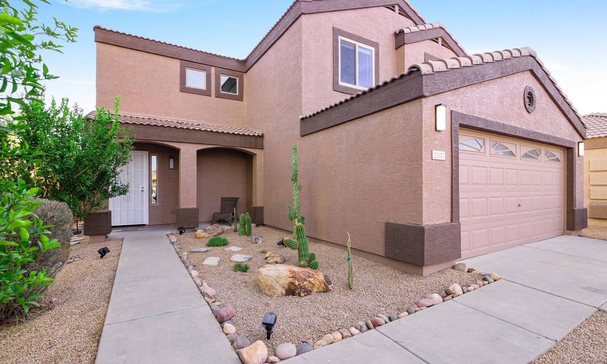 El Mirage House | Hidden Paradise - El Mirage 15 minutes to Cardinal Stadium and city attractions!