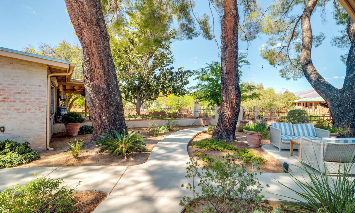Tucson Cottage | Hike, Shop & Relax: Tucson Home w/Swim Spa Access