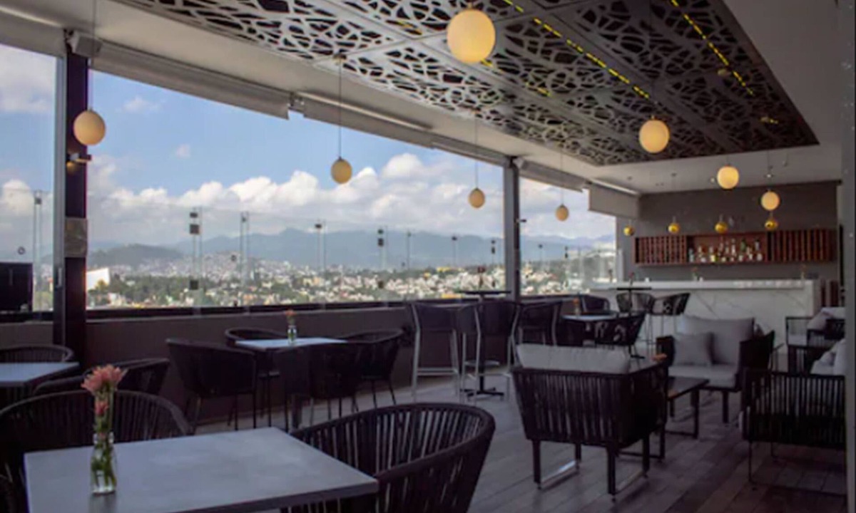 Ciudad Satelite Hotel | Holiday Inn Express Mexico City Satelite by IHG