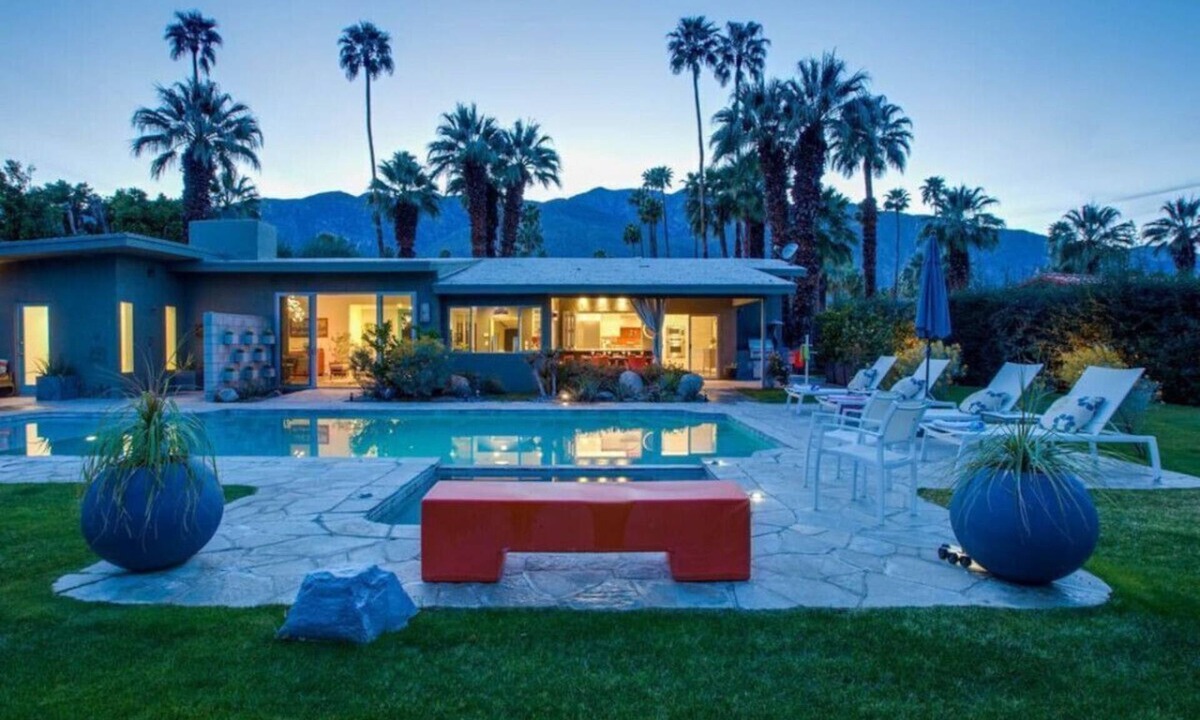 Palm Springs House | Holy Toledo - Executive Home on Millionaire’s Row