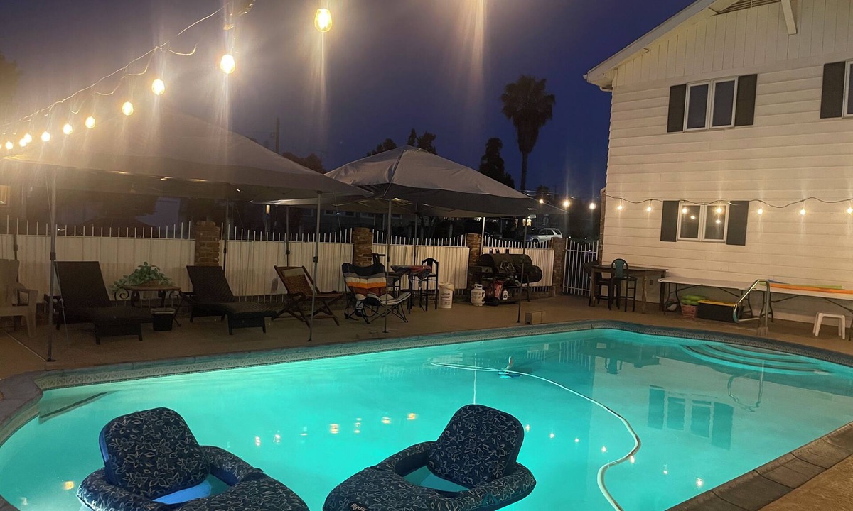 Redlands House | Home In Charming Historical Town Near Forest Falls and Big Bear Lake. Pets We❤️