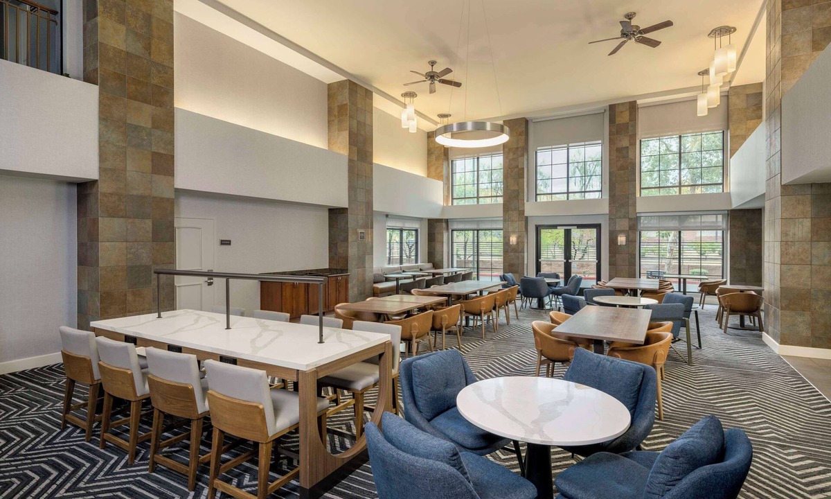 Deer Valley Hotel | Homewood Suites by Hilton Phoenix North-Happy Valley