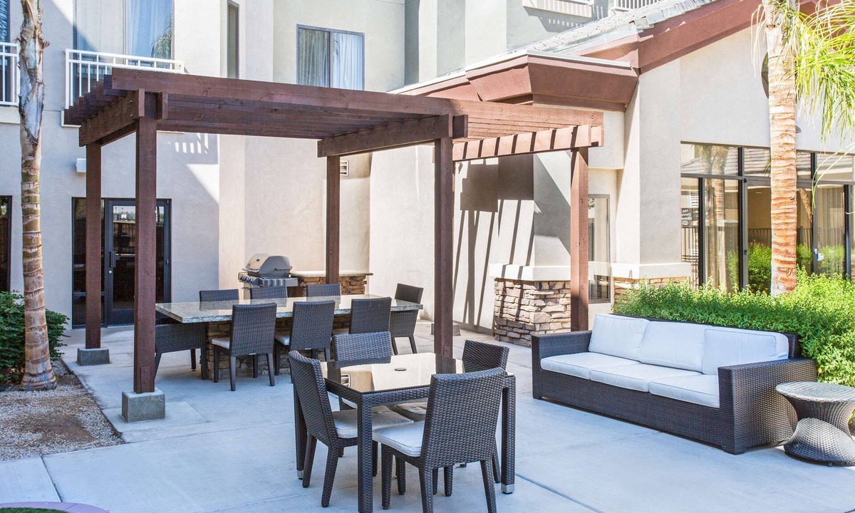 Avondale Hotel | Homewood Suites Phoenix Avondale