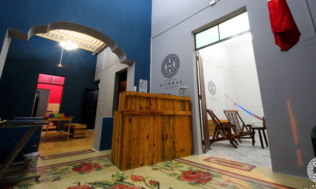 Centro Hostel | Hostal Xiinbal Merida